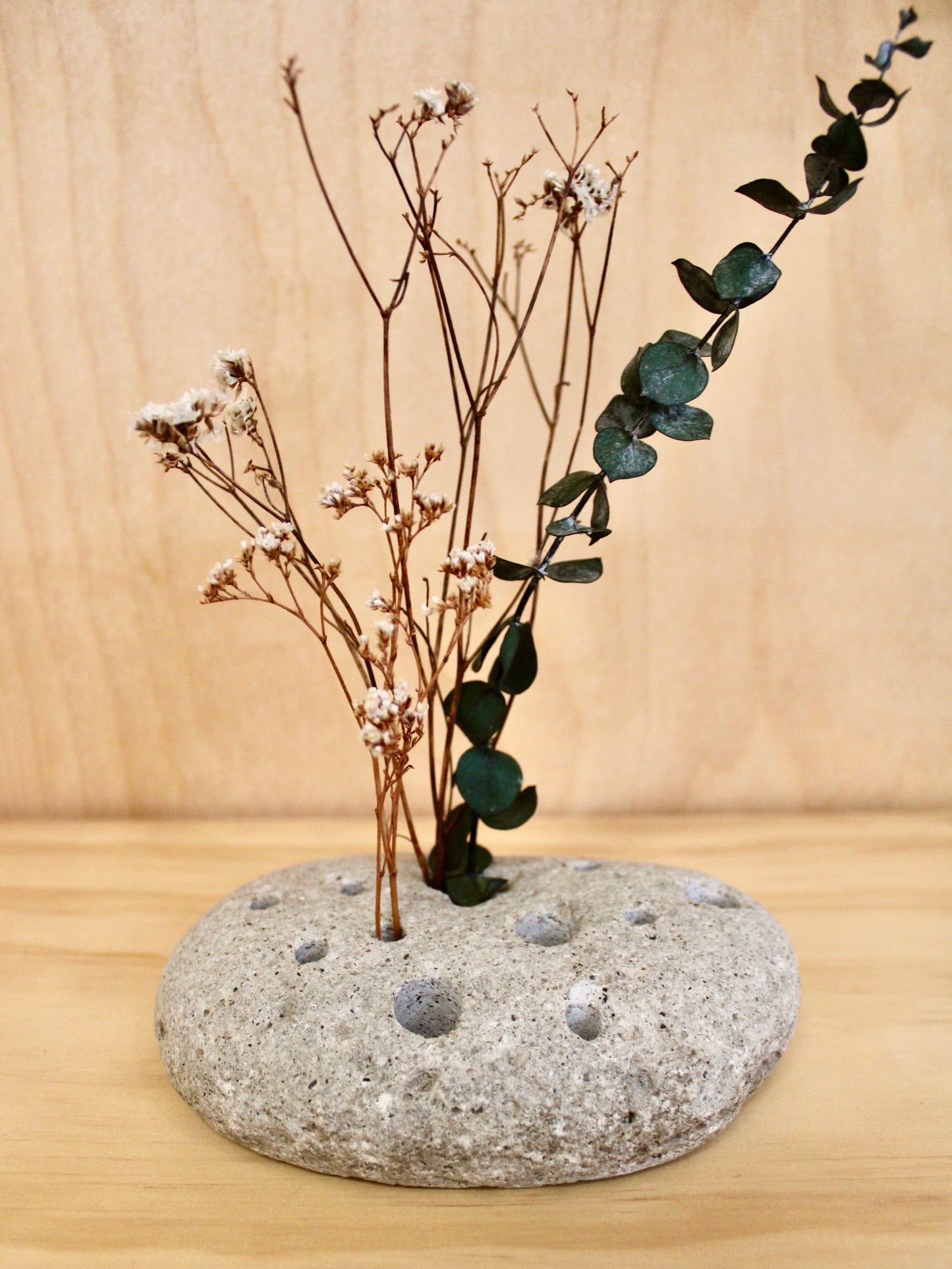 Oval Flower Frog Stone